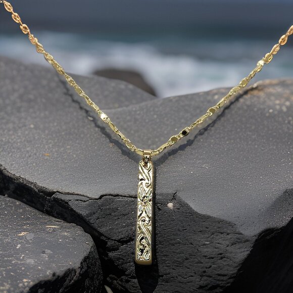 5mm Hawaiian Vertical Pendant Necklace - Picture 2 of 2
